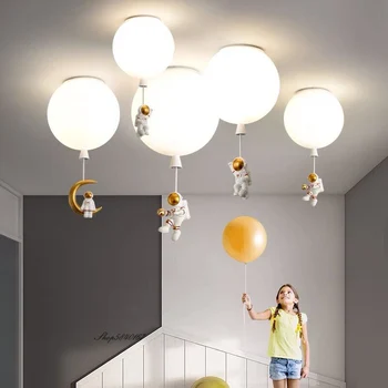 Потолочные светильники с футбольным Астронавтом для детской комнаты, Подвесные потолочные светильники с воздушным шаром из ПВХ, украшение для детской спальни, светодиодный светильник